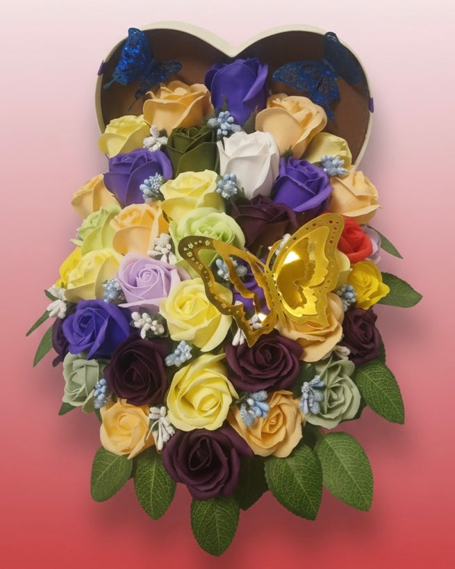 🦋 MODELUL „CUTIA INIMA CASCADA” IN 2 CULORI DIN SAPUN🎨