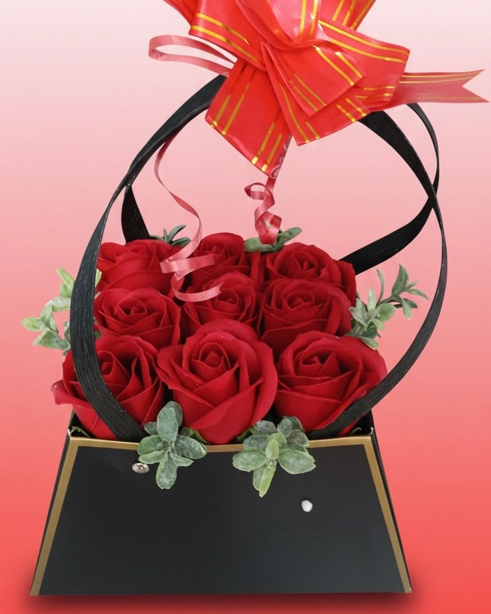 🖤 MODELUL „GEANTA MINIMALISTA” IN O CULOARE DIN SAPUN 👜