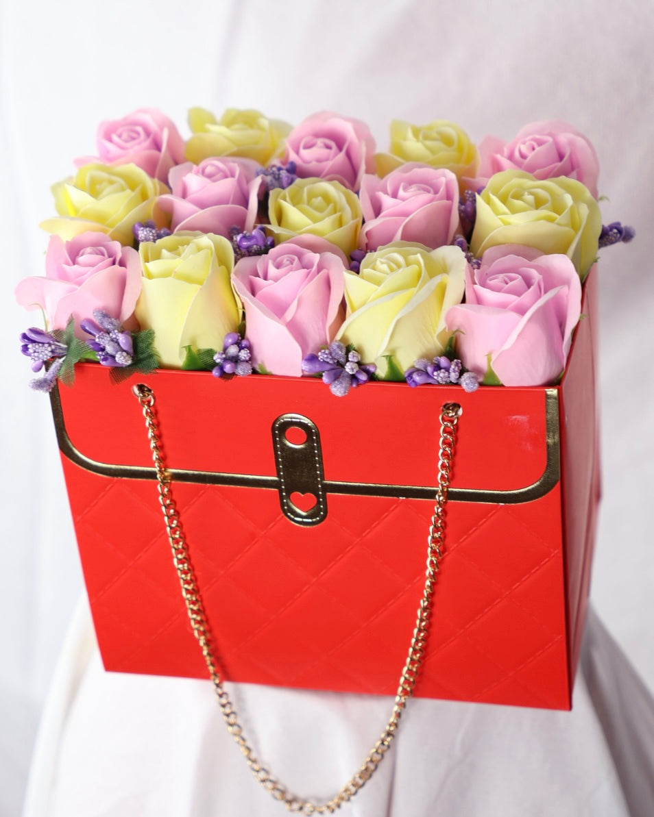 👜 MODELUL „POSETA PARIZIANA” IN 2 CULORI DIN SAPUN 💖